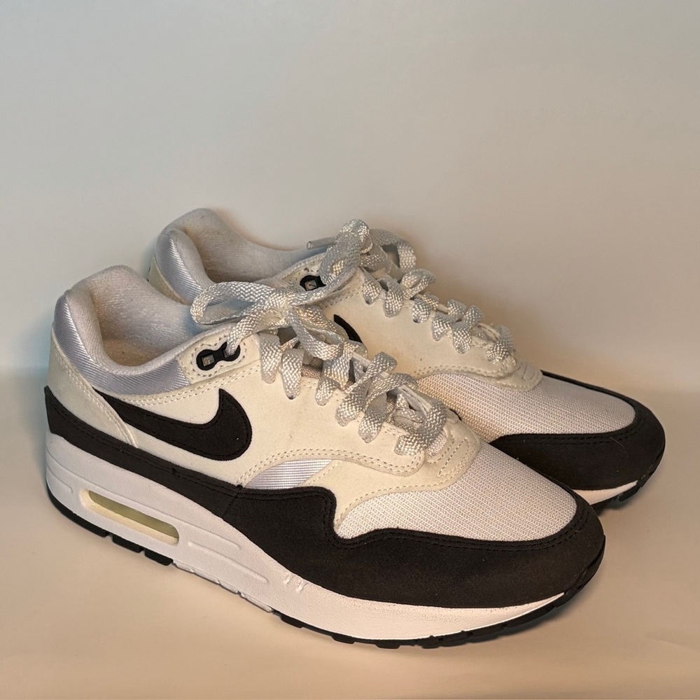 Nike Sneakers Womens 8 White Black Air Max‎ 1 SC Sail DZ2628-102 Low Top Retro